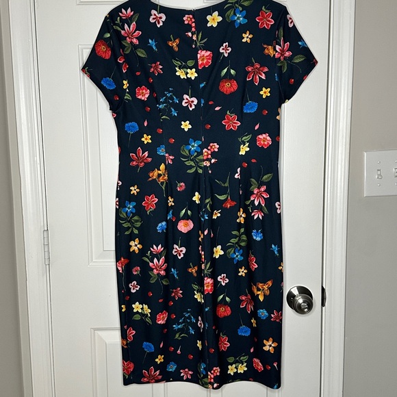 Like New Tahari Navy Floral Dress Size 16 - Picture 2 of 5
